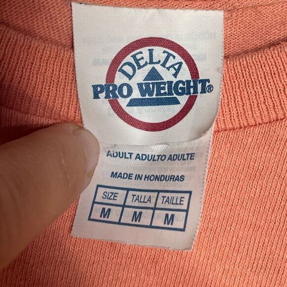 5 for $25🔥Delta Pro Weight "MAMA" Lightbolt Peach Shirt Medium - Picture 3 of 5